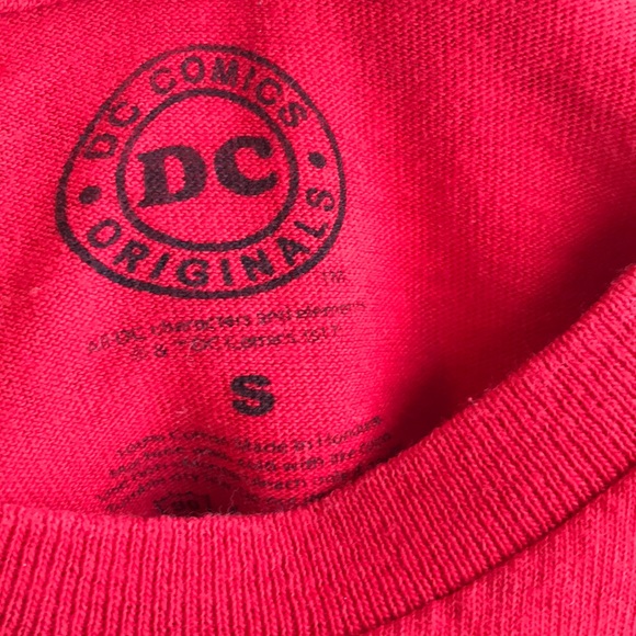 Official DC Comics Wonder Woman T-Shirt Size S - Picture 4 of 4